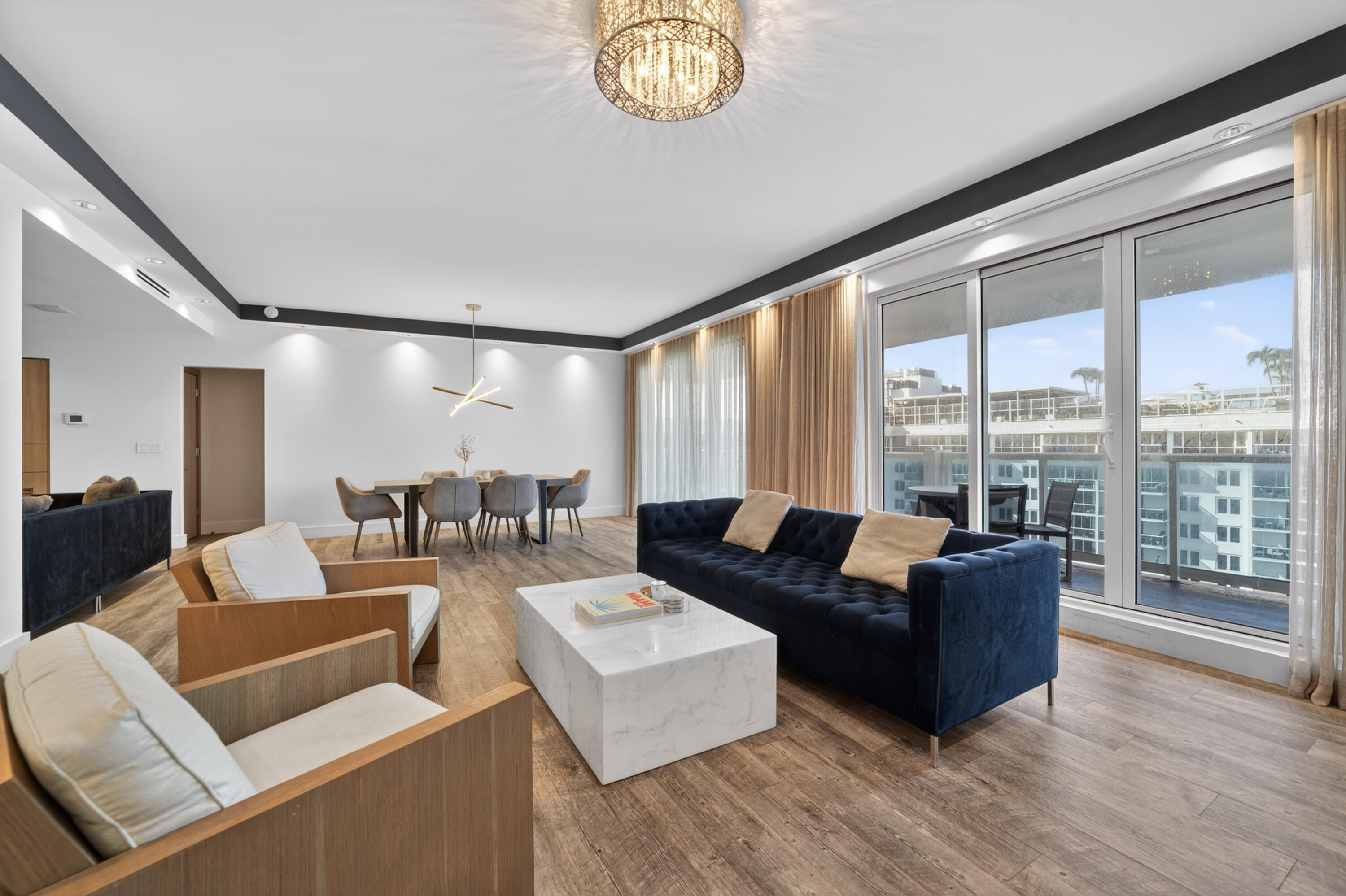 RONEY PALACE CONDO - Residential Lease