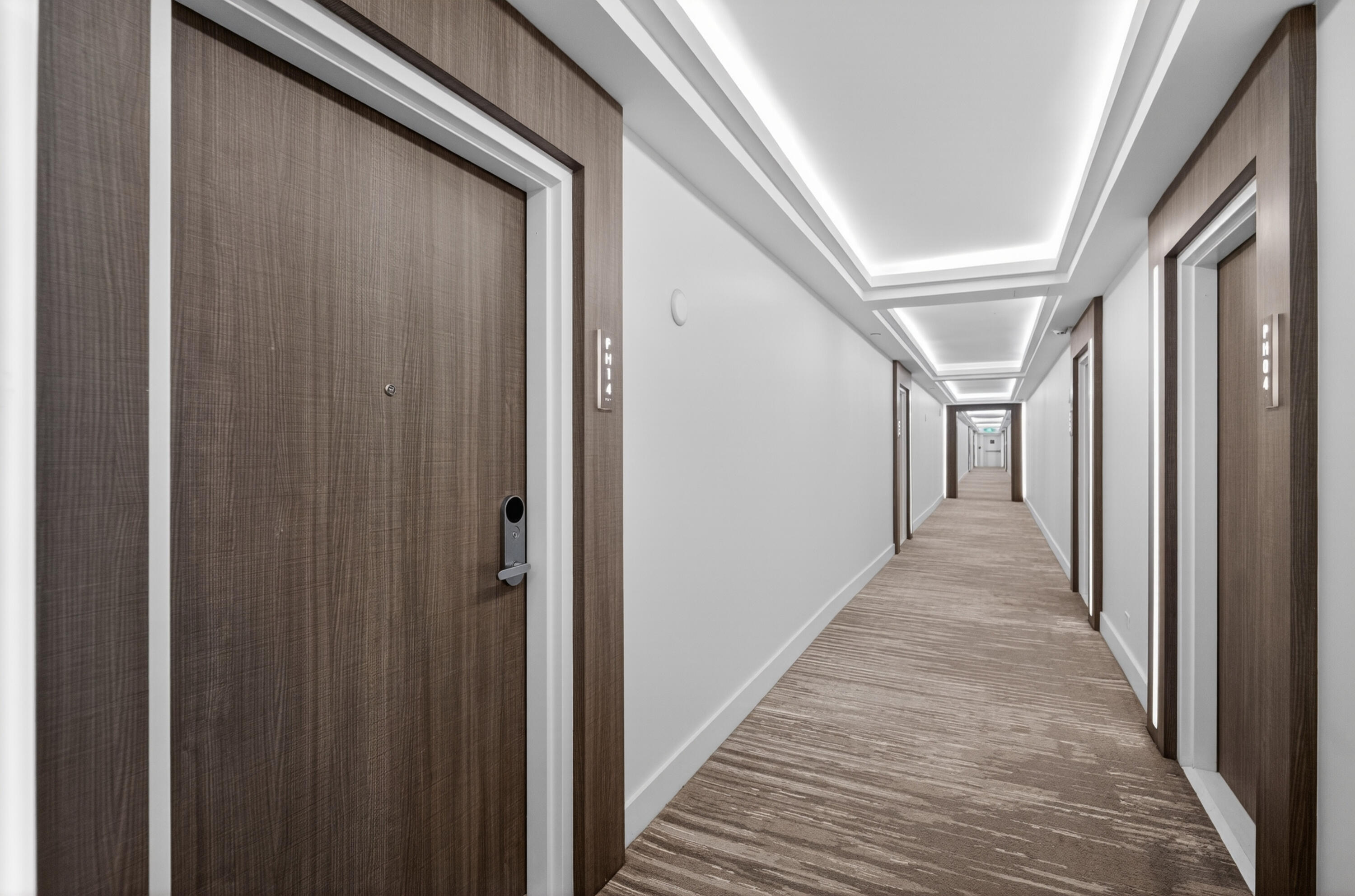RONEY PALACE CONDO - Residential Lease