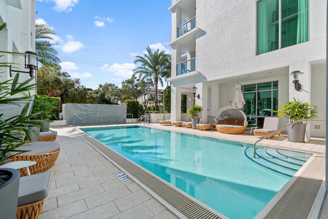Royal Palm Residences - Residential
