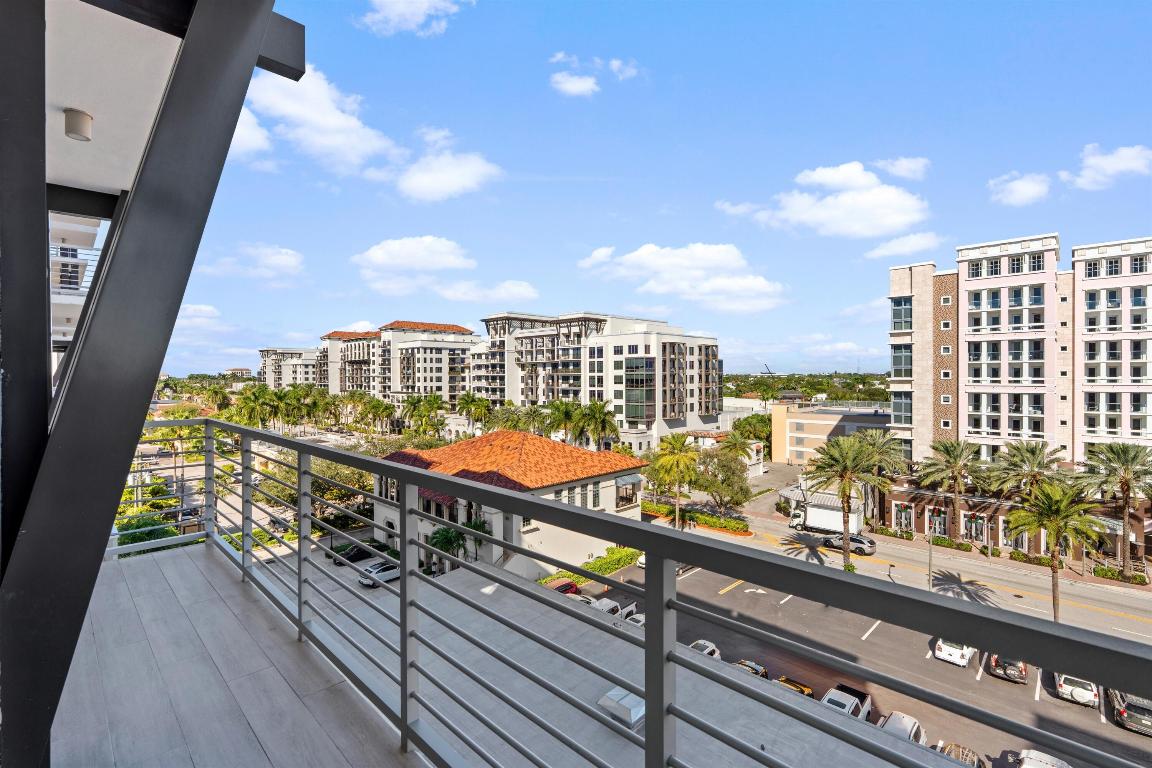 Royal Palm Residences - Residential