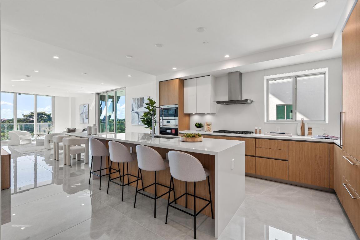 Royal Palm Residences - Residential