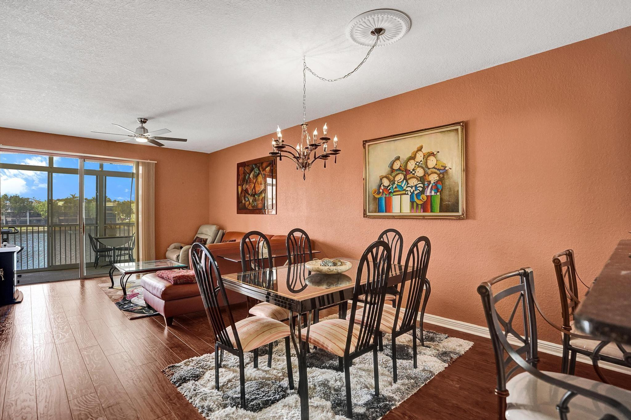 SOUTHAMPTON CONDOMINIUM - Residential