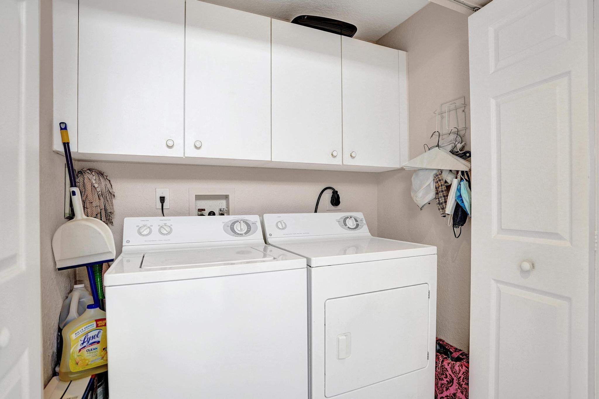 SOUTHAMPTON CONDOMINIUM - Residential