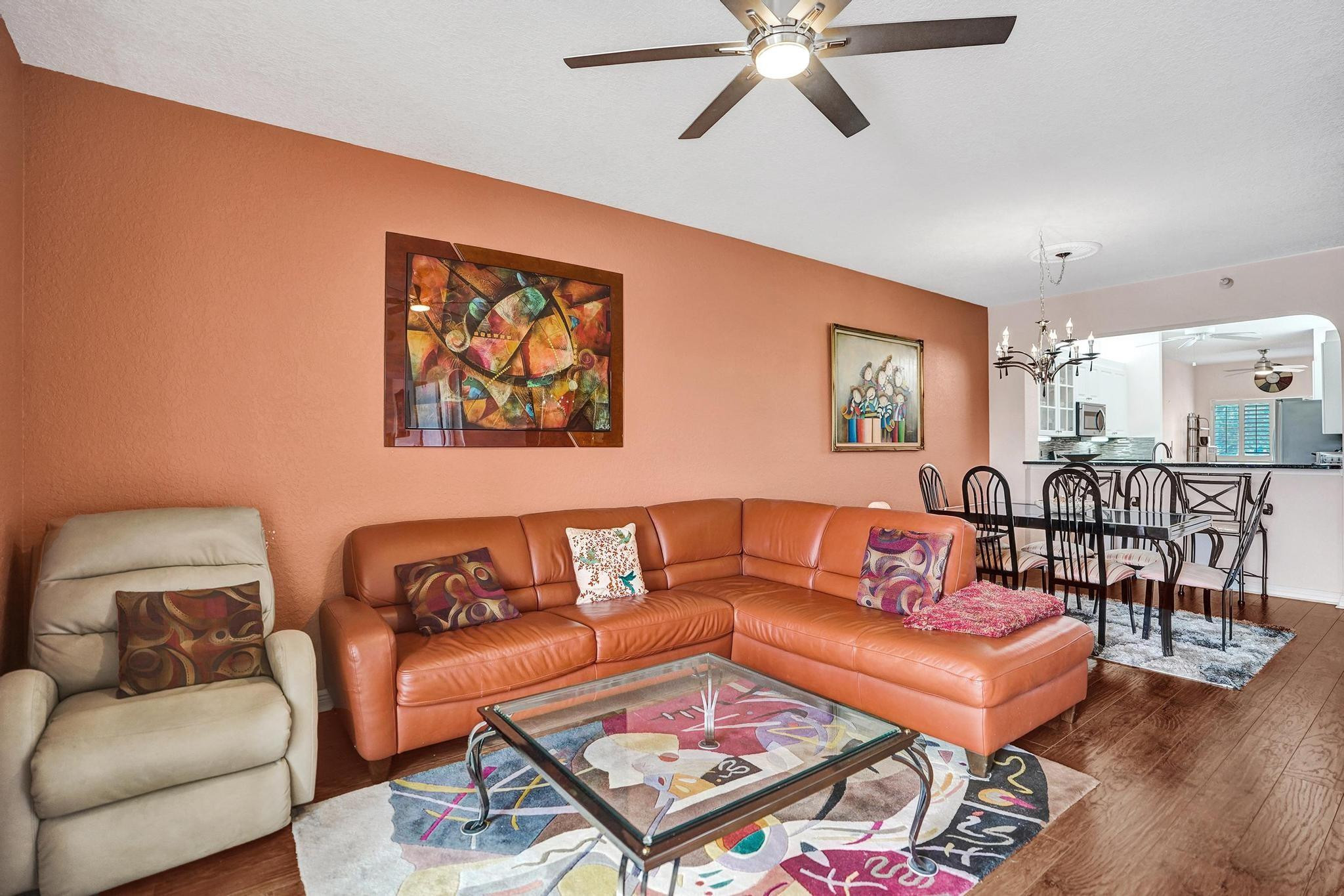 SOUTHAMPTON CONDOMINIUM - Residential