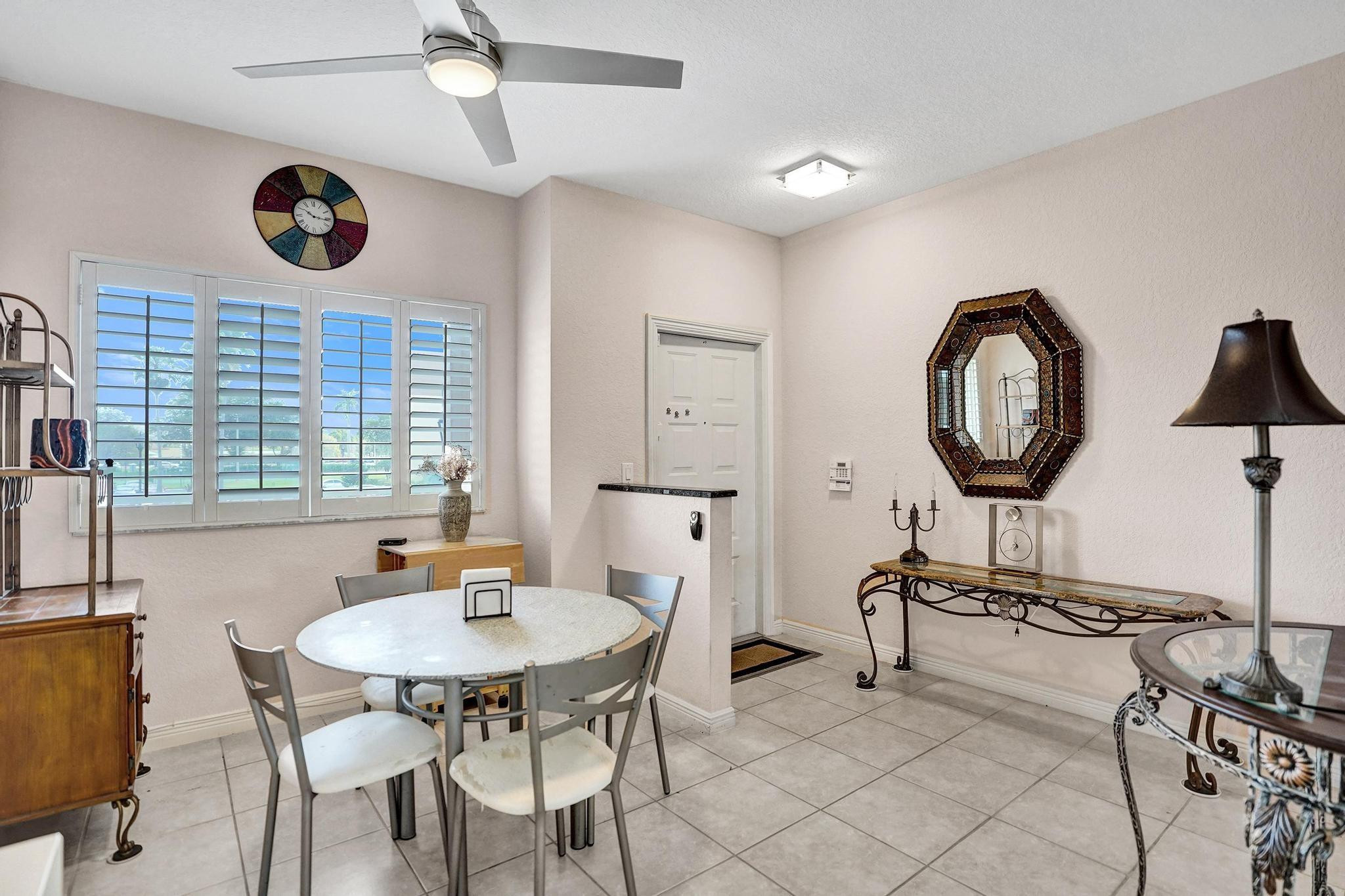 SOUTHAMPTON CONDOMINIUM - Residential