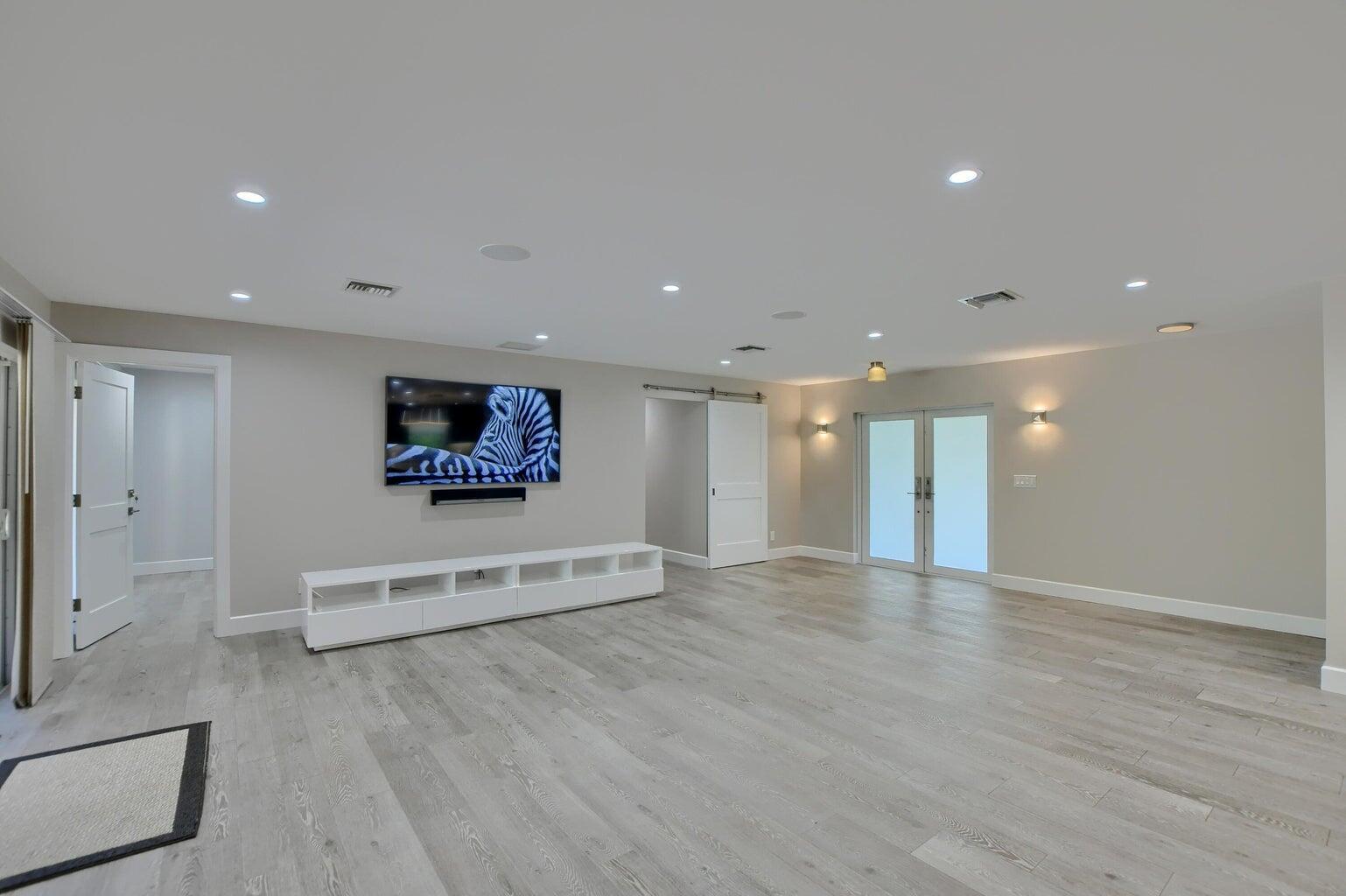 PALMETTO PARK TERRACE UNI - Residential Lease