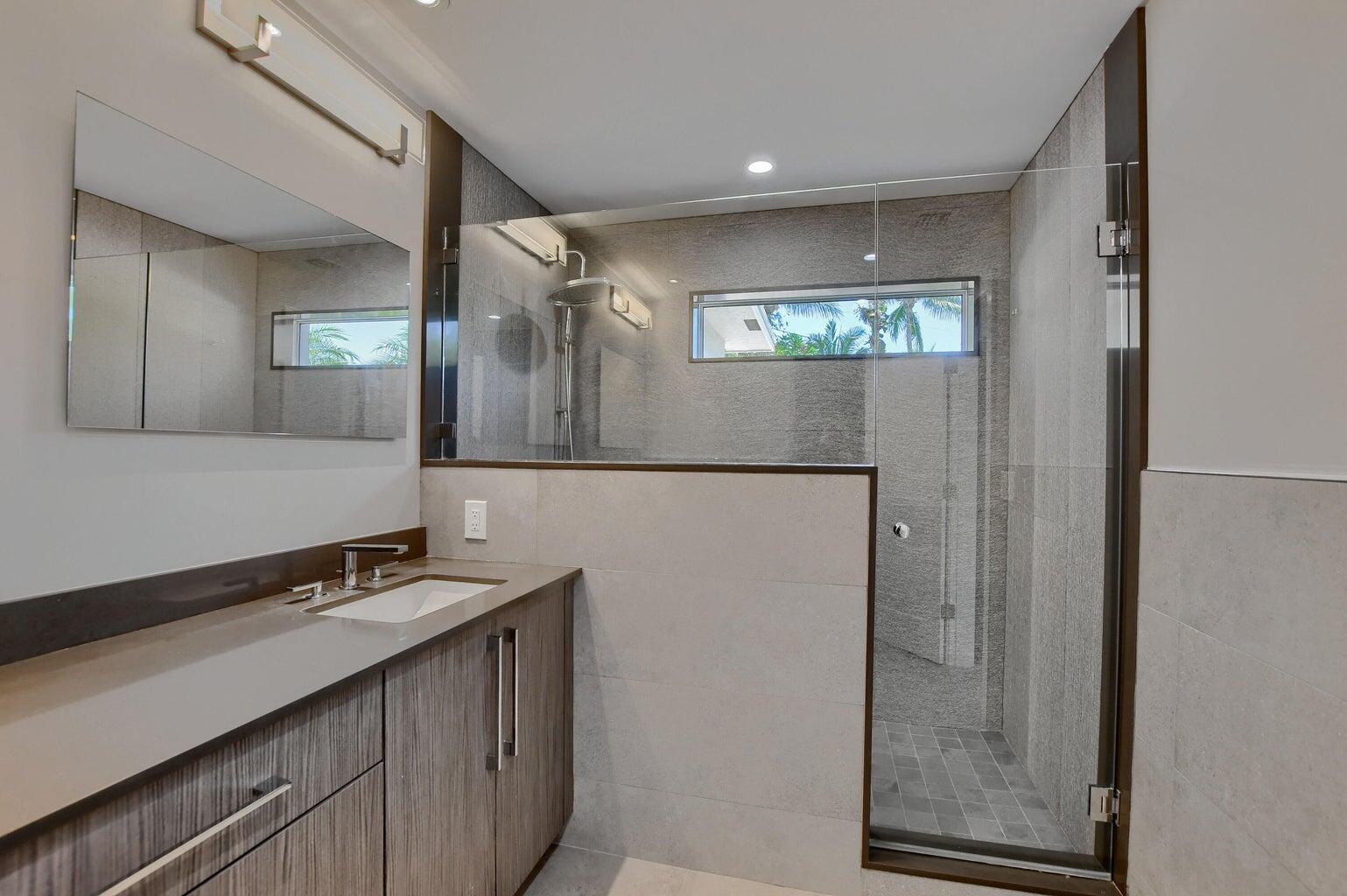 PALMETTO PARK TERRACE UNI - Residential Lease