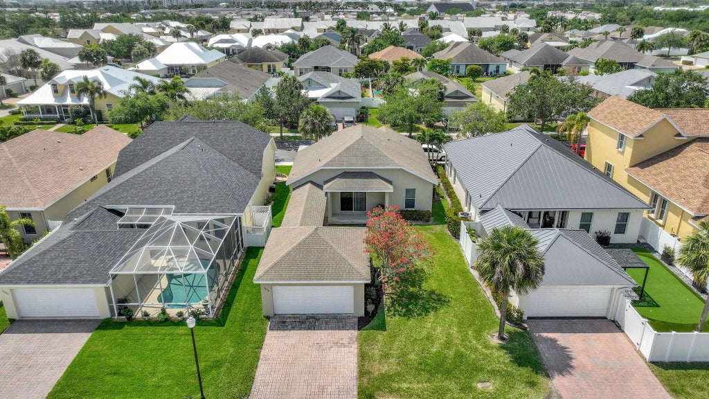 Photo of 10512 SW Katrina Way, Port Saint Lucie, FL 34987 (MLS # R10977446)