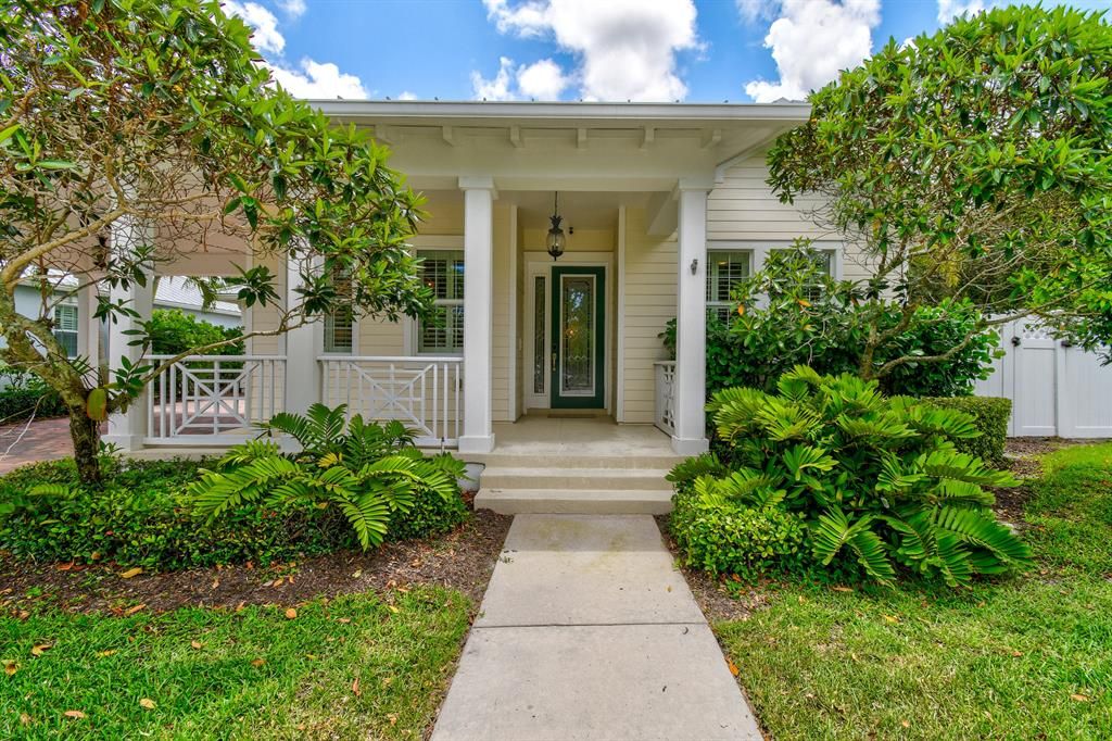 Photo of 1052 Big Pine Way, Jupiter, FL 33458 (MLS # R10889580)