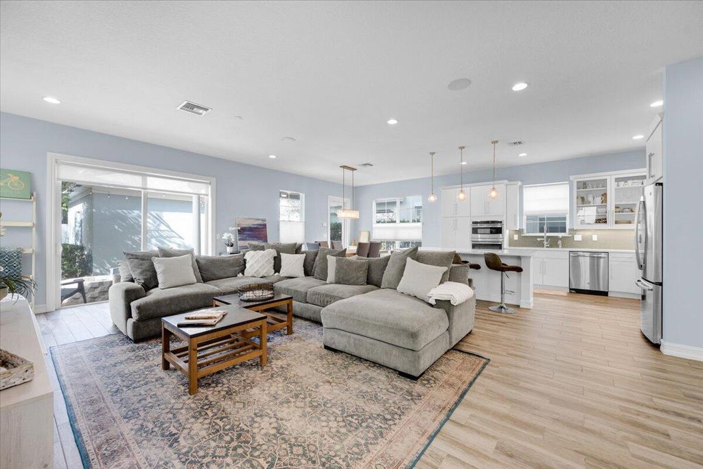 Photo of 120 W Bay Cedar Circle, Jupiter, FL 33458 (MLS # R11144599)