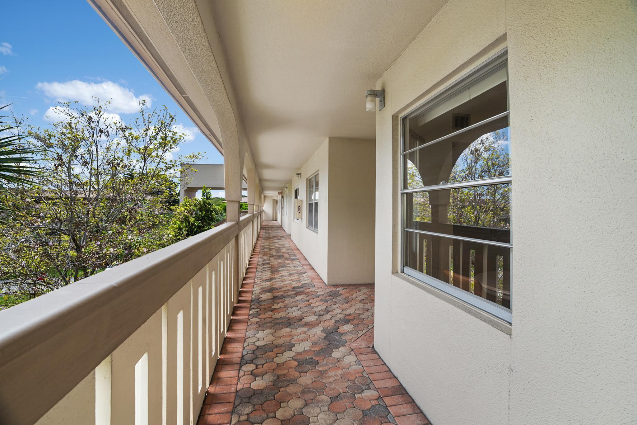 1601 Abaco Dr D4
