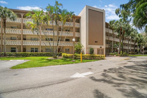 1601 Abaco Dr D4 Coconut Creek FL 33066
