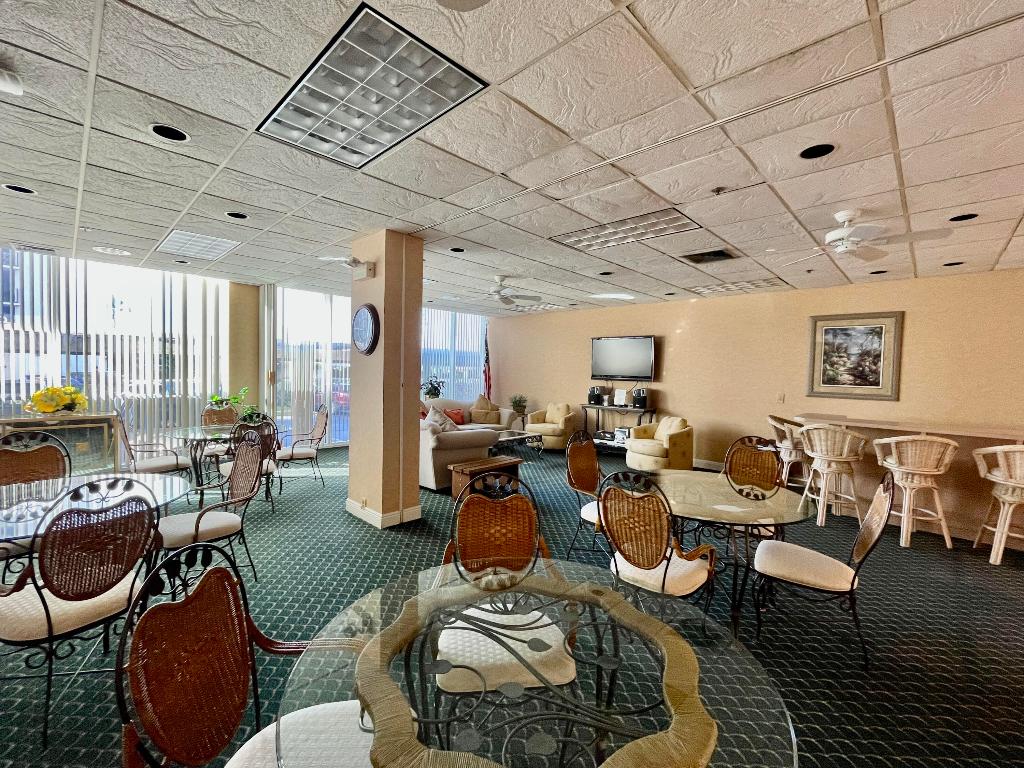 AQUARIUS CONDO - Residential Lease