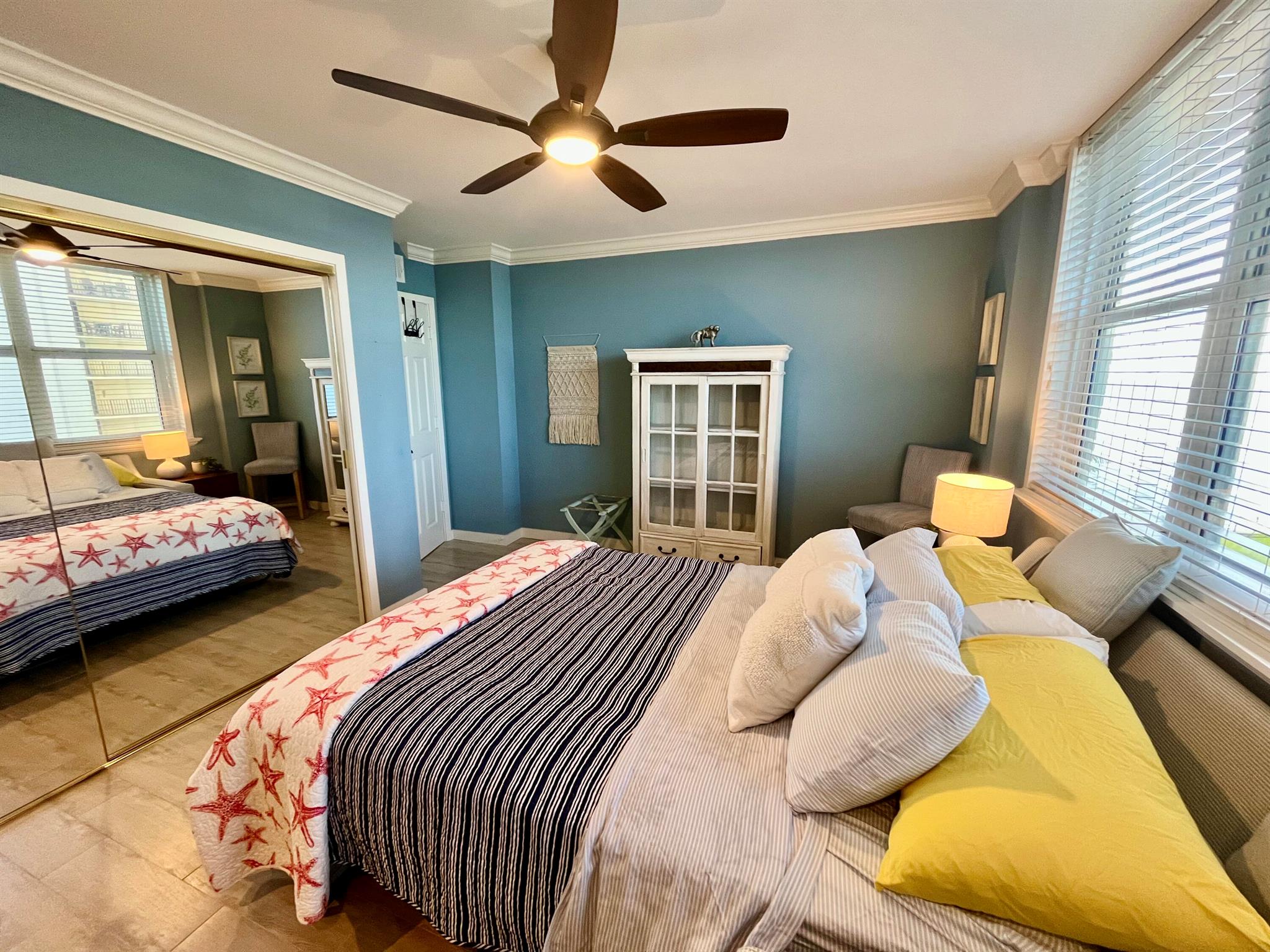 AQUARIUS CONDO - Residential Lease