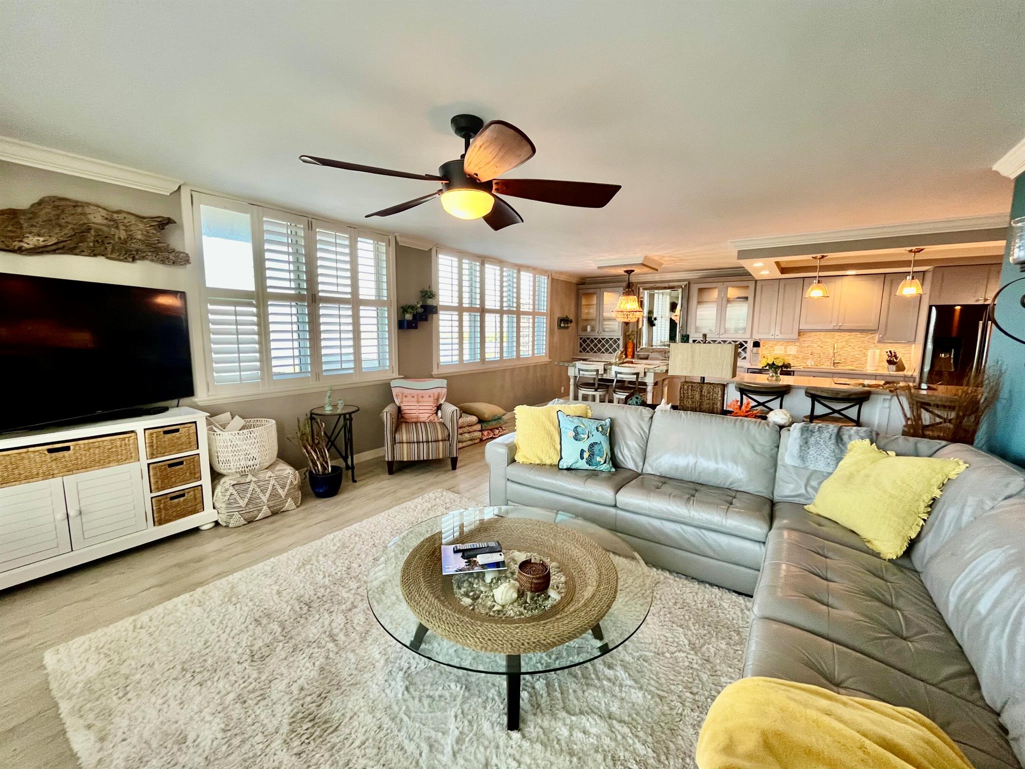 AQUARIUS CONDO - Residential Lease