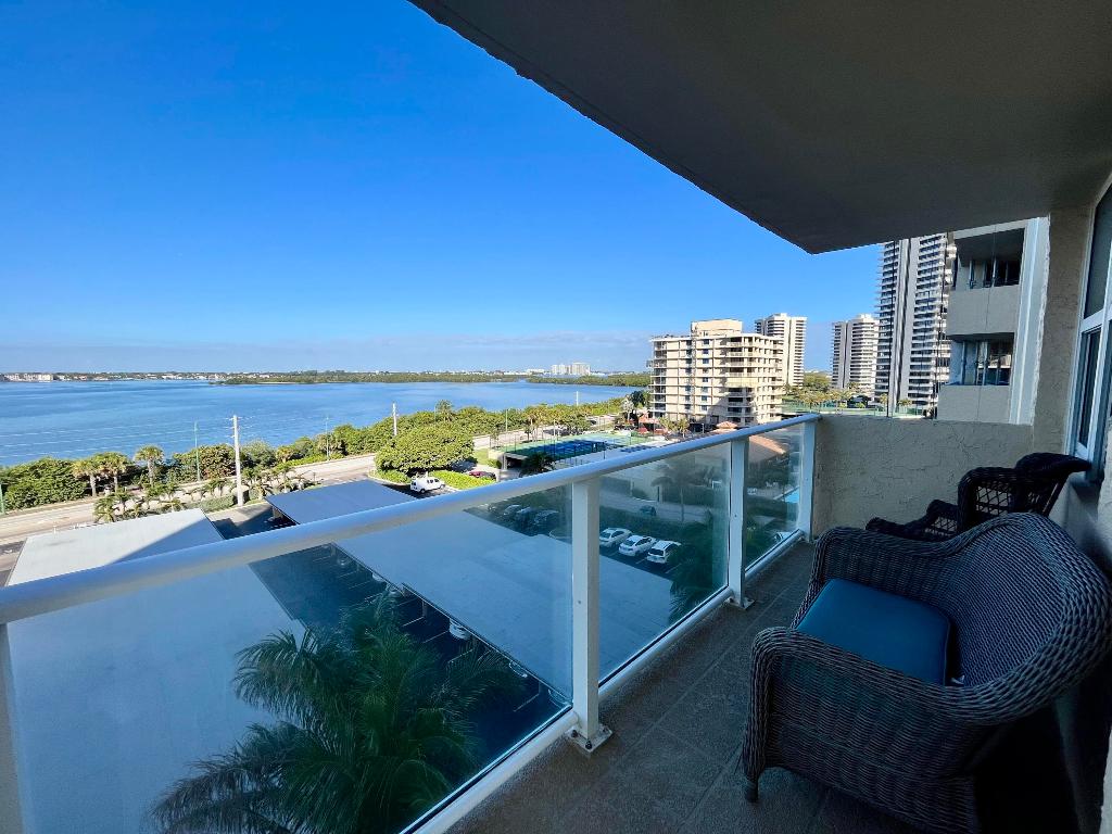 AQUARIUS CONDO - Residential Lease