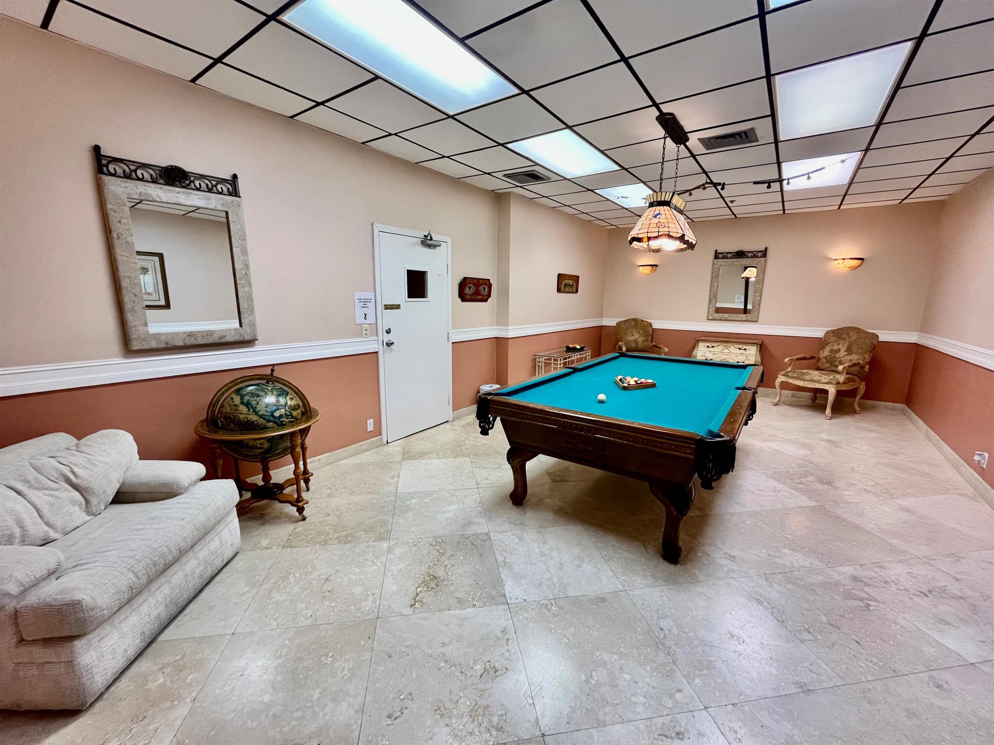 AQUARIUS CONDO - Residential Lease