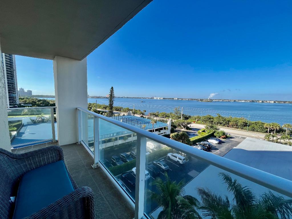 AQUARIUS CONDO - Residential Lease