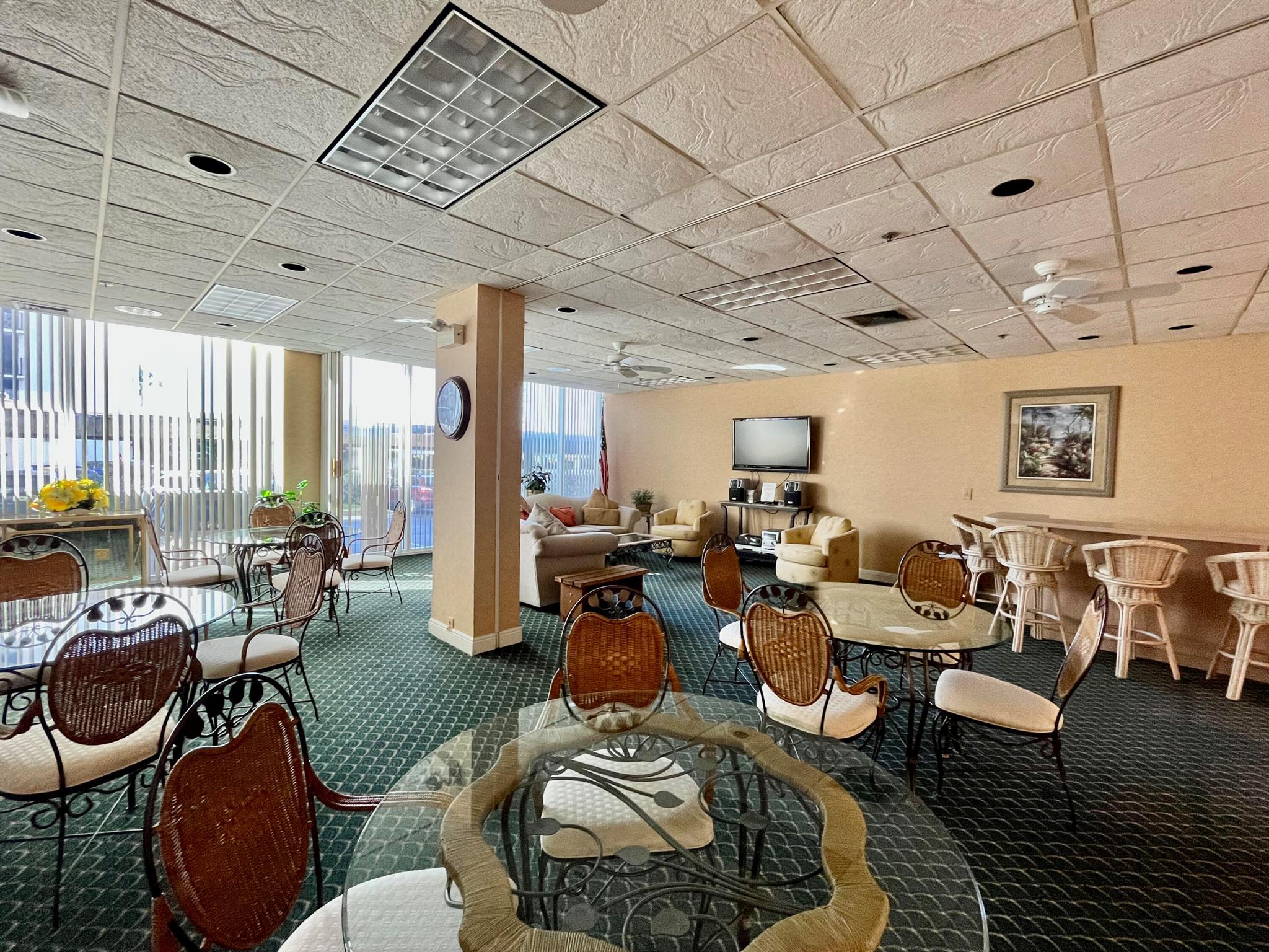 AQUARIUS CONDO - Residential Lease