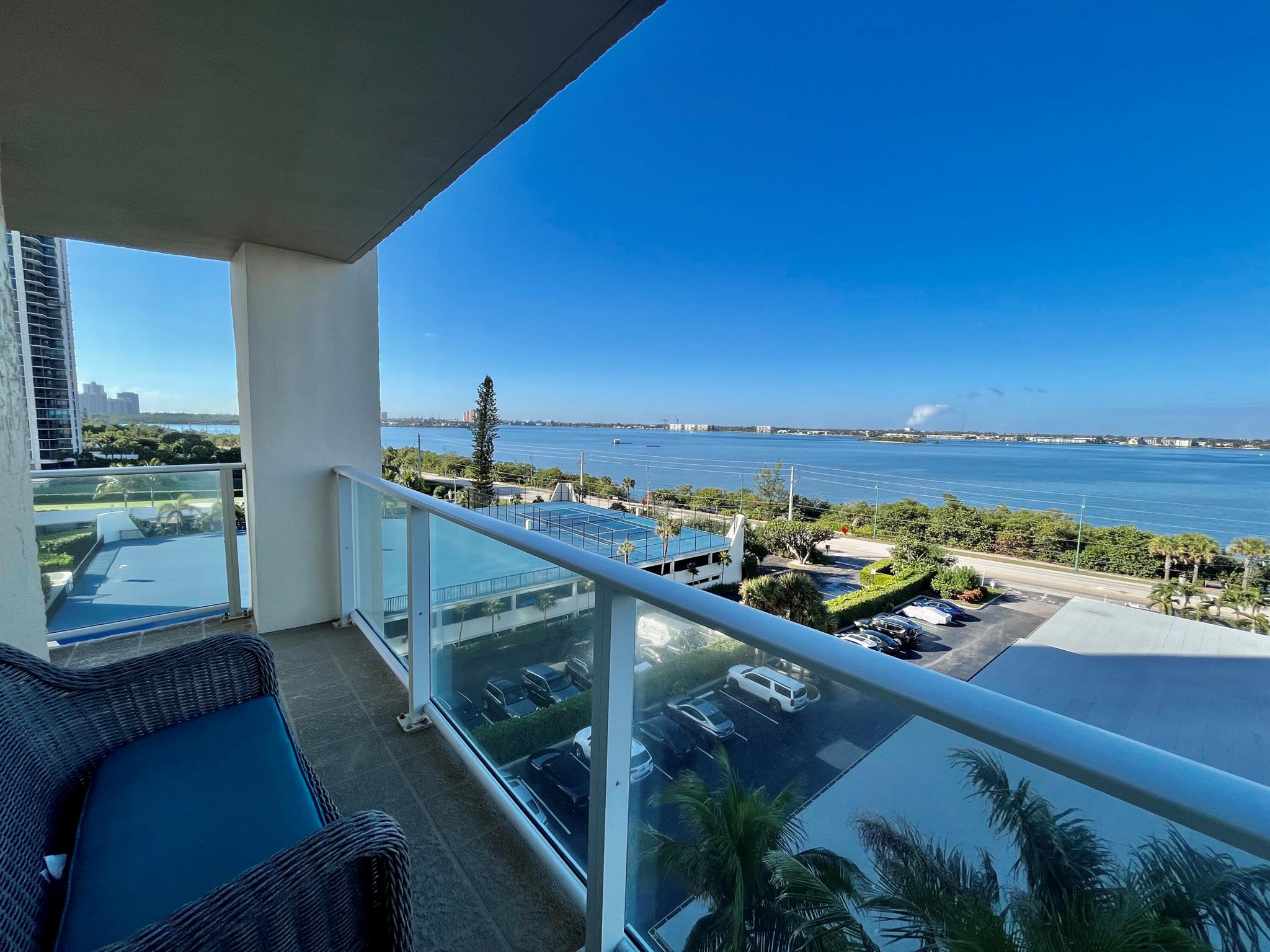 AQUARIUS CONDO - Residential Lease