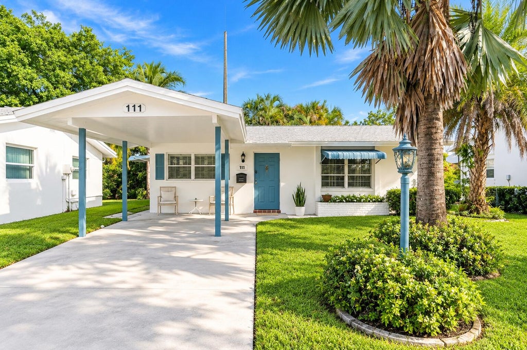 Photo of 111 NW 25TH Court, Pompano Beach, FL 33064 (MLS # B26086294)