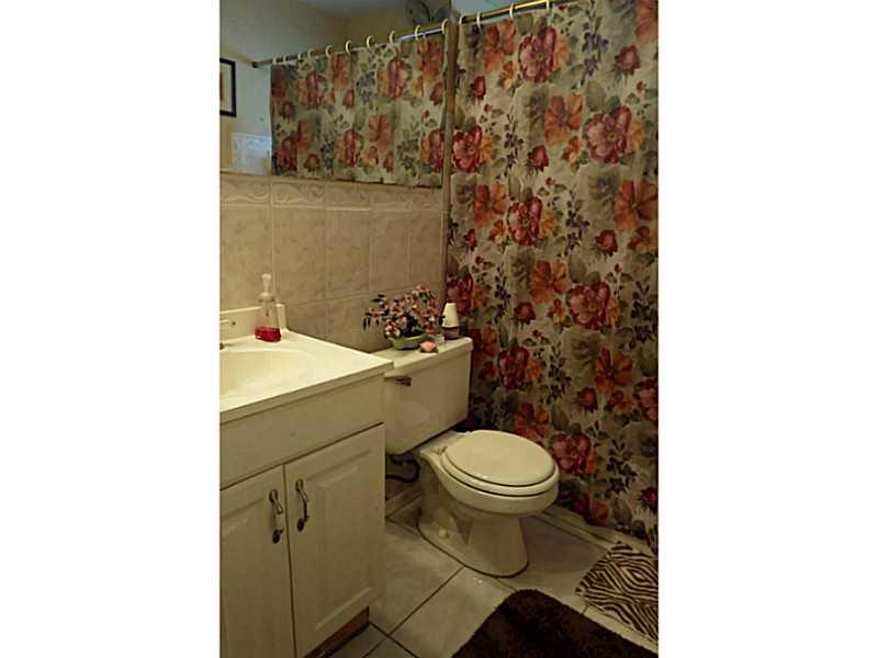 GOLD KEY VILLAS - Residential