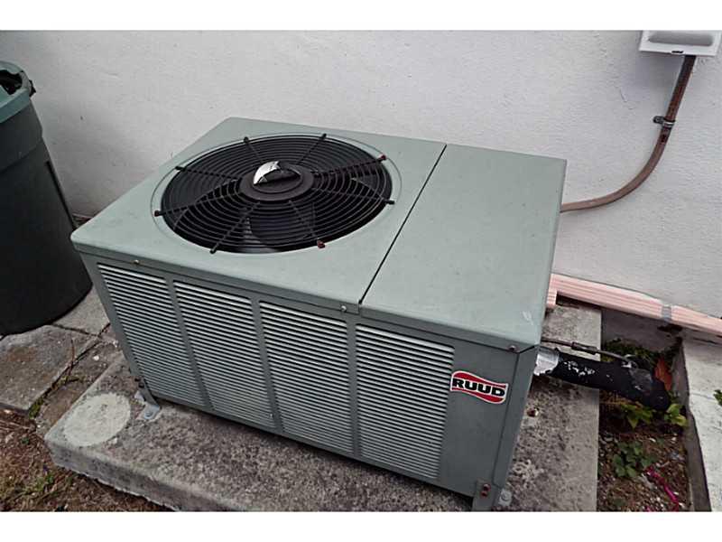 GOLD KEY VILLAS - Residential