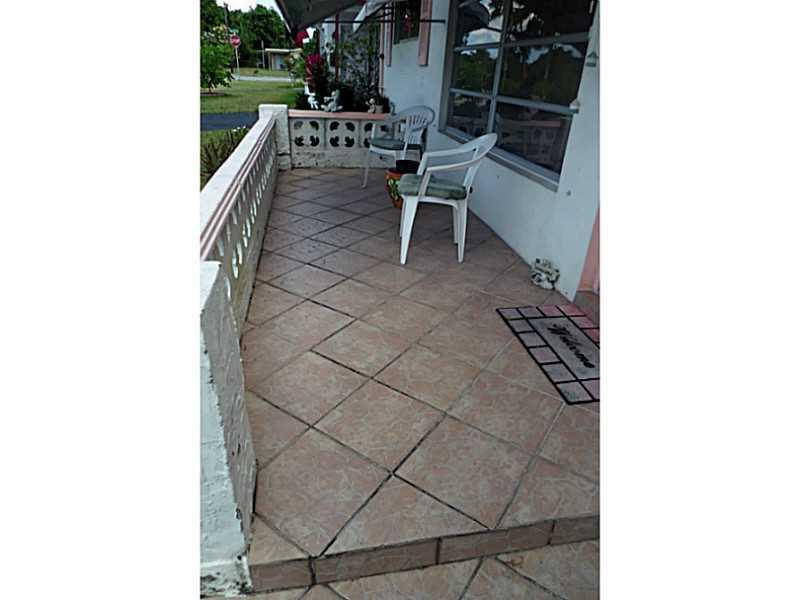 GOLD KEY VILLAS - Residential