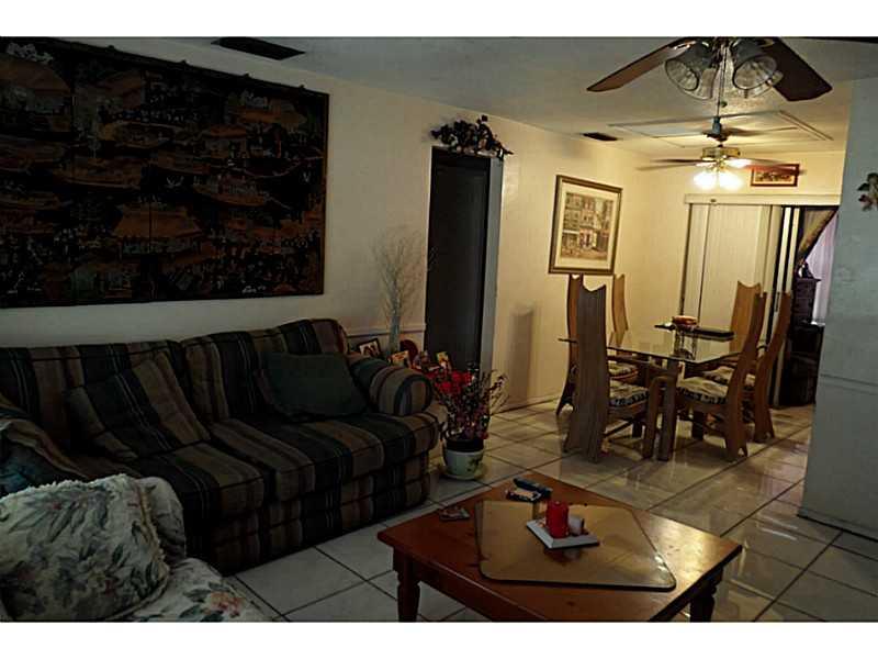 GOLD KEY VILLAS - Residential