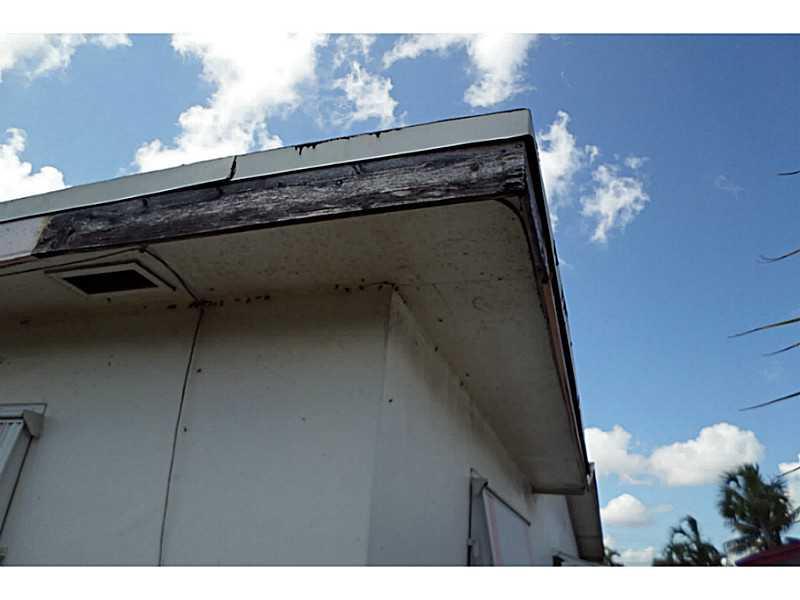 GOLD KEY VILLAS - Residential