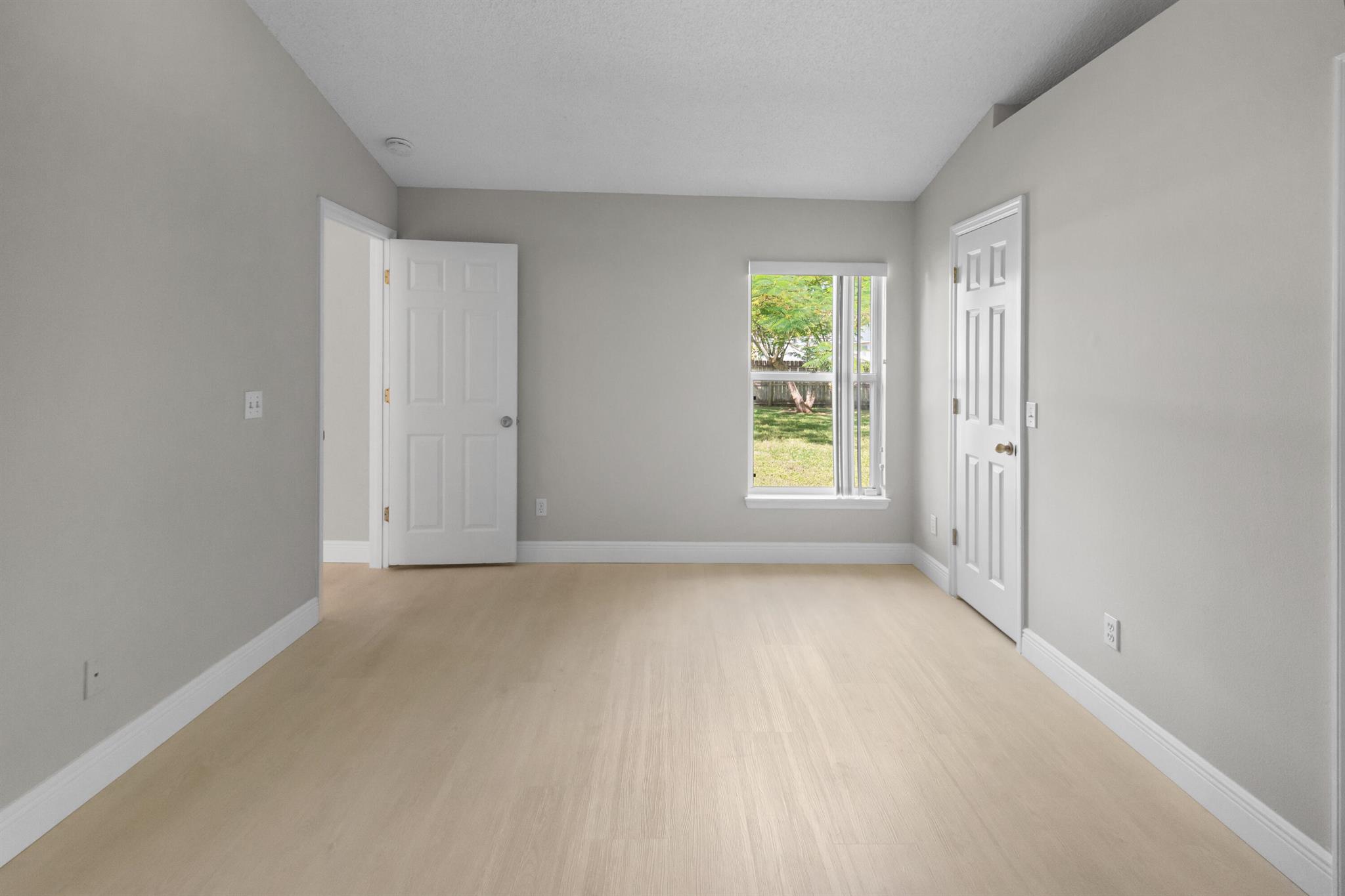 Port St Lucie Sec 04 - Residential Lease