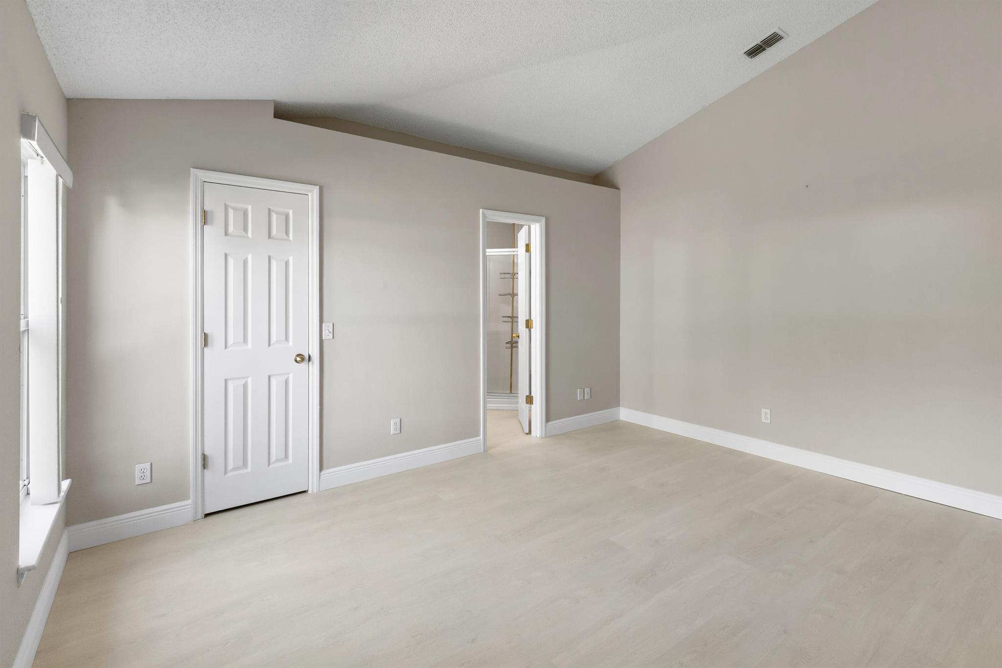 Port St Lucie Sec 04 - Residential Lease