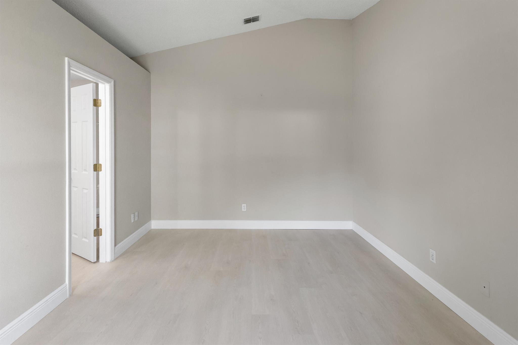 Port St Lucie Sec 04 - Residential Lease