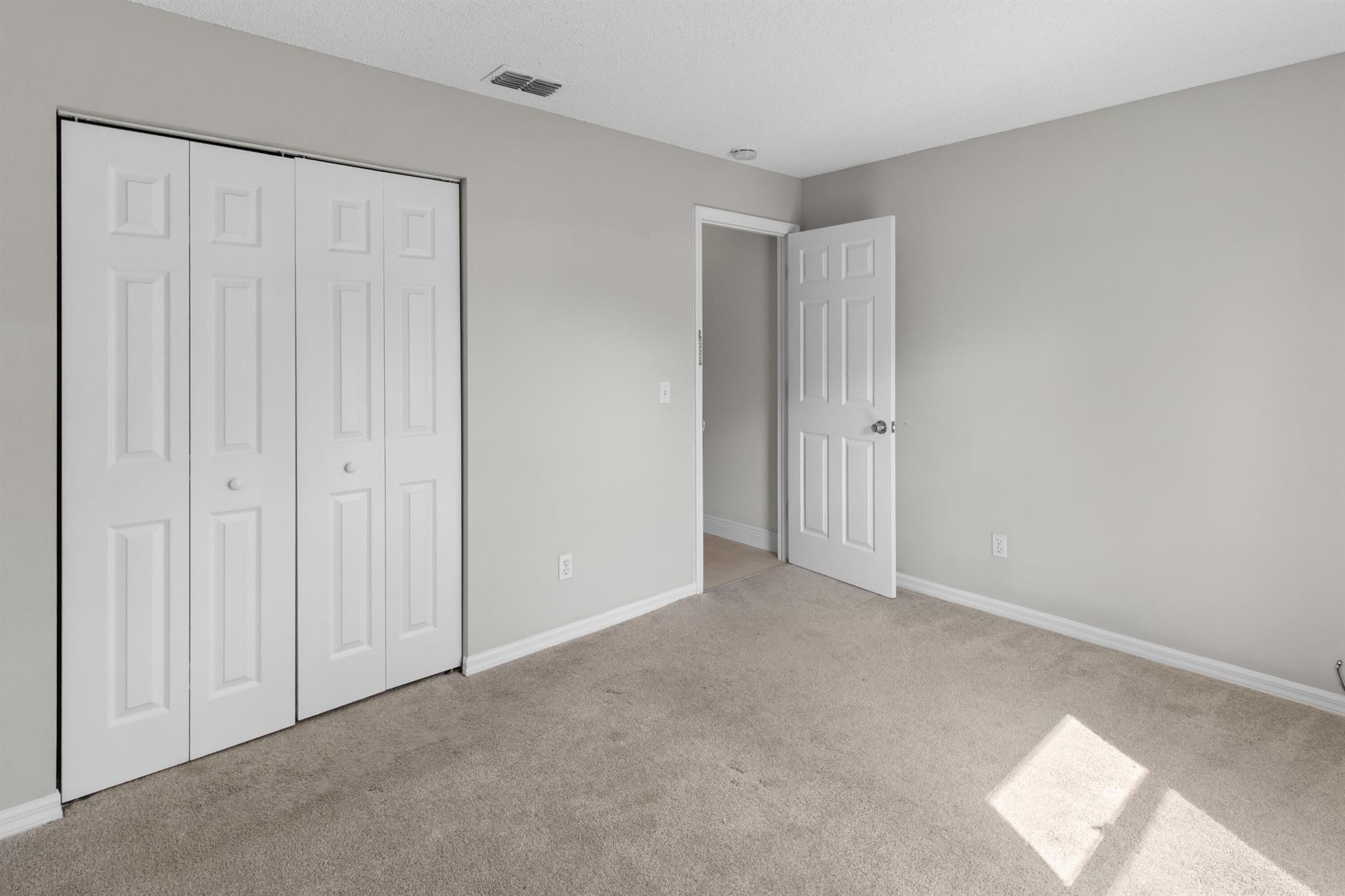 Port St Lucie Sec 04 - Residential Lease