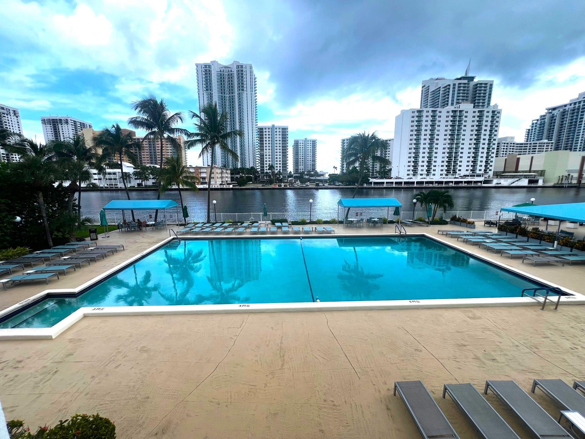 Oceanview Park Condo - Residential