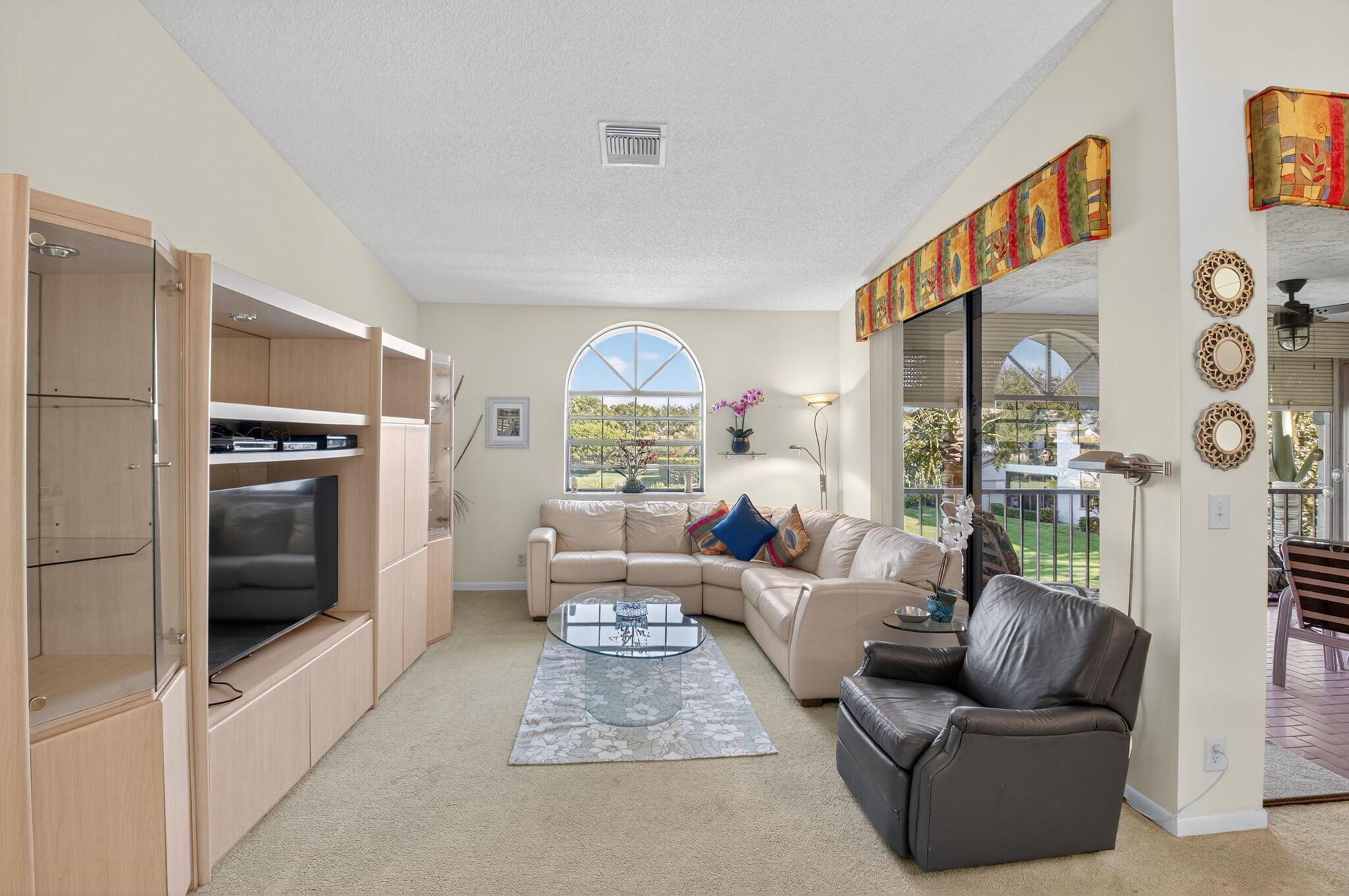 PLATINA / ALEXANDRA VILLA - Residential