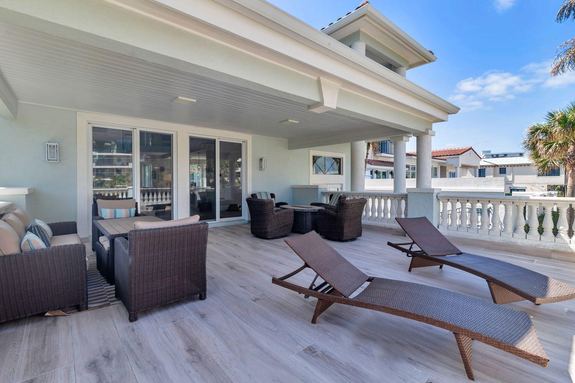 NEW PALM BEACH HEIGHTS - Residential