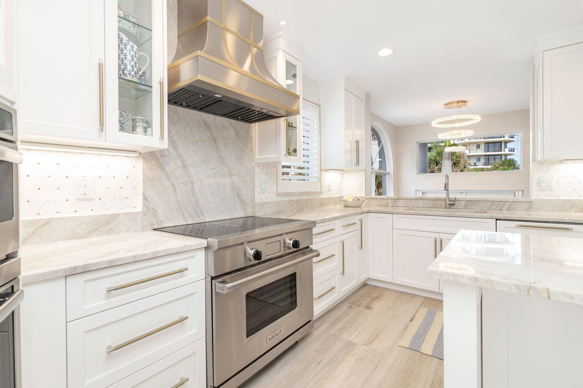 NEW PALM BEACH HEIGHTS - Residential