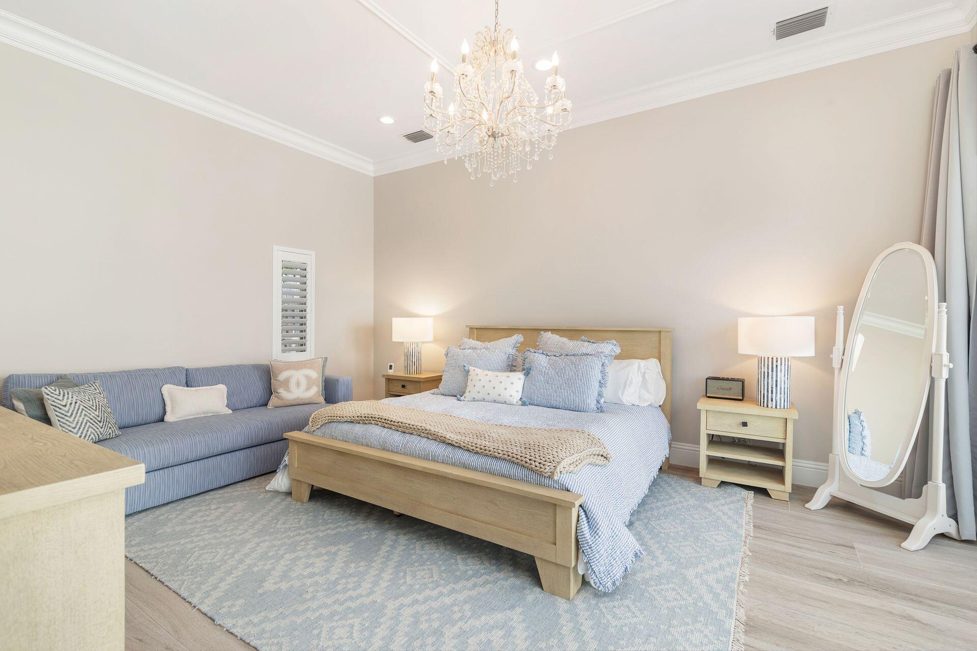 NEW PALM BEACH HEIGHTS - Residential