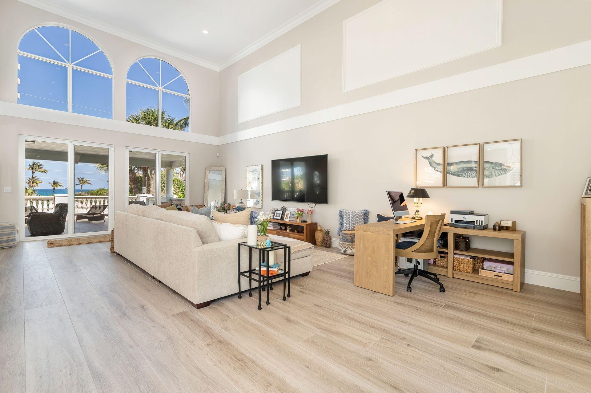 NEW PALM BEACH HEIGHTS - Residential