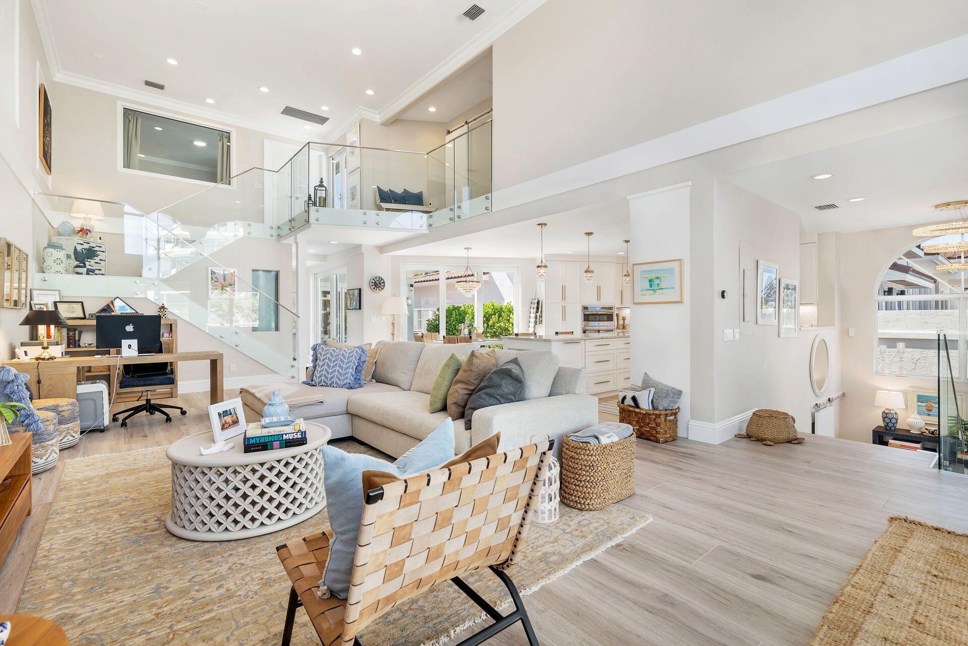 NEW PALM BEACH HEIGHTS - Residential