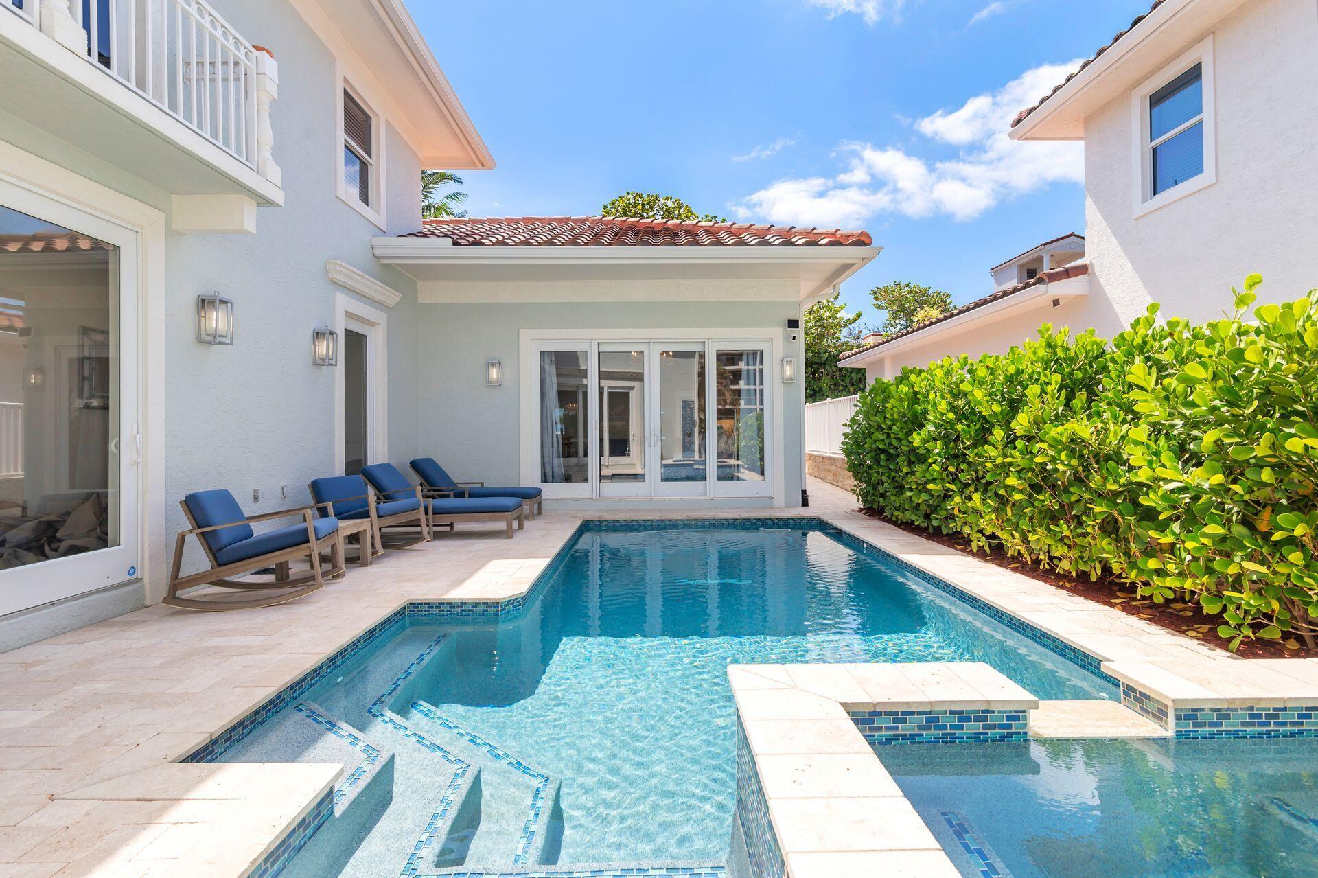 NEW PALM BEACH HEIGHTS - Residential