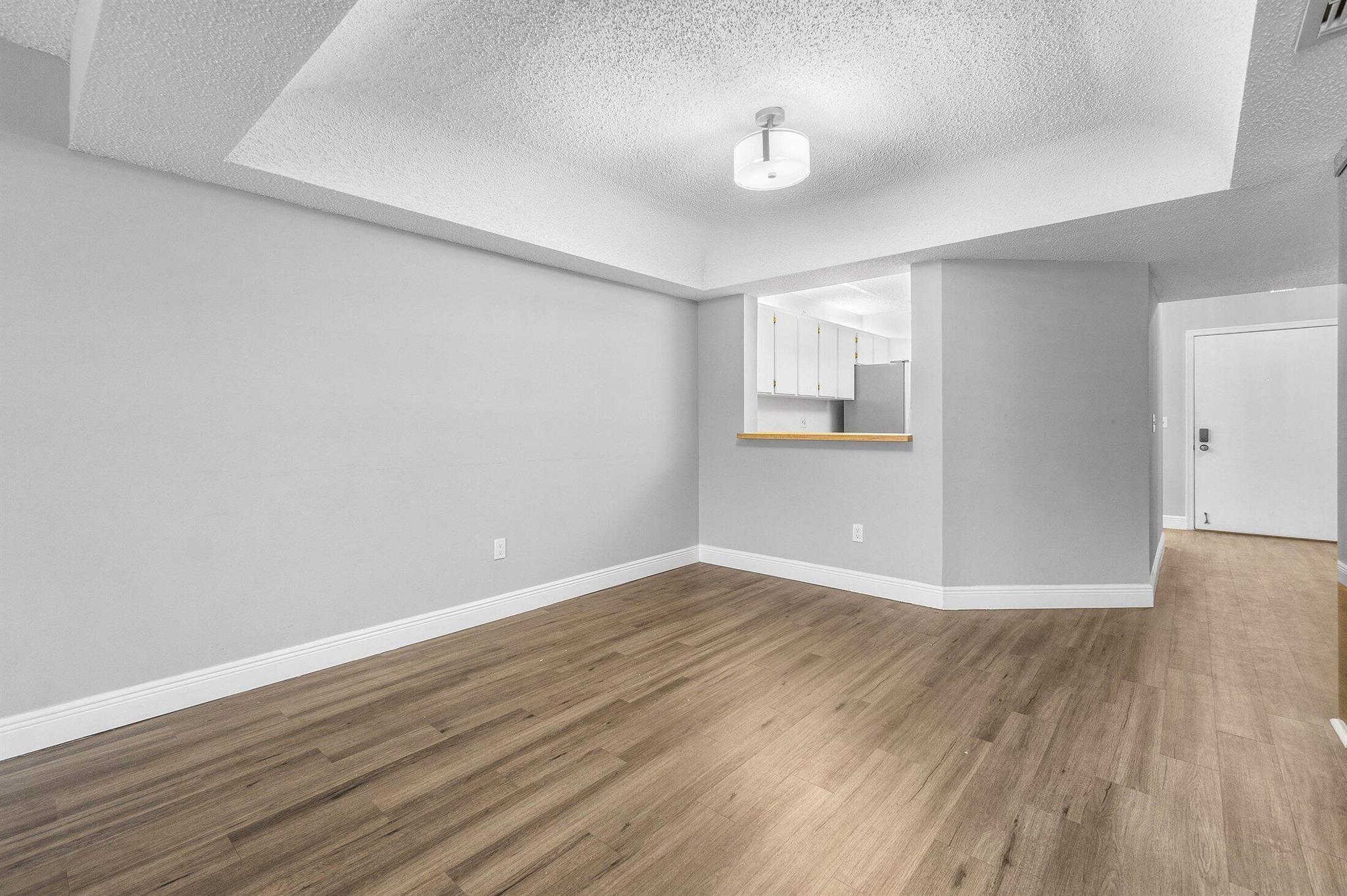 PINES OF BOCA BARWOOD CON - Residential