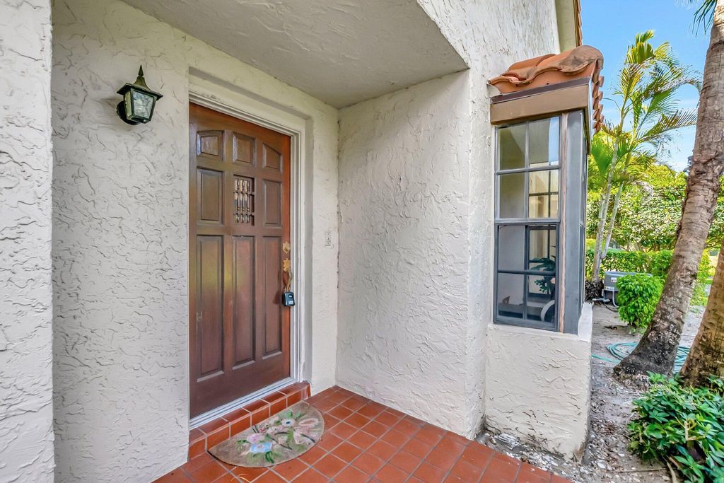 Photo of 7950 La Mirada Drive, Boca Raton, FL 33433 (MLS # R11081369)