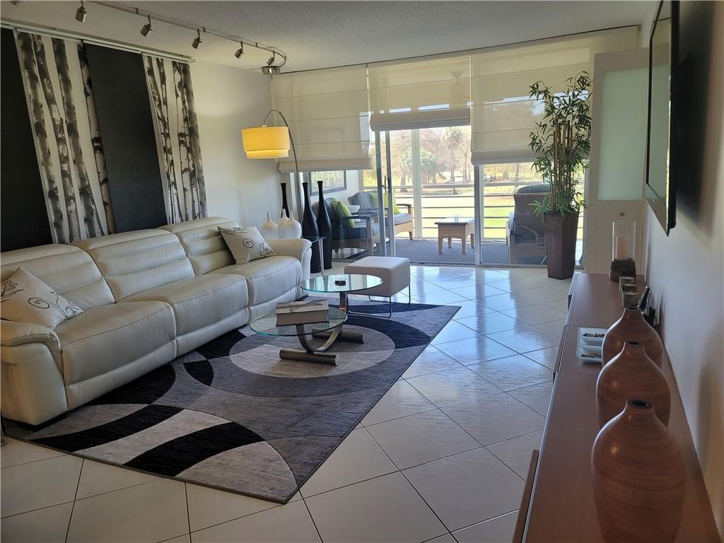 Palm Aire Country Club - Residential