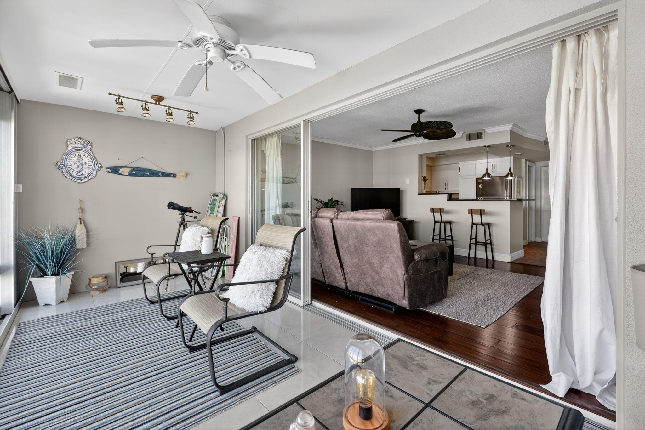 MARINA HARBOUR CONDOMINIUM - Residential