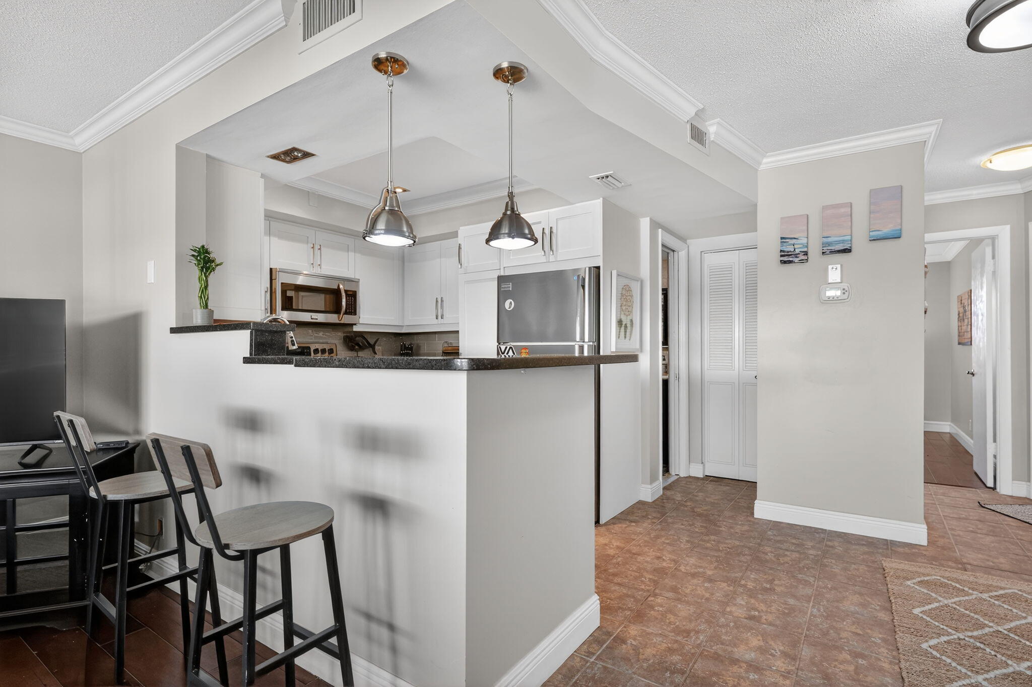 MARINA HARBOUR CONDOMINIUM - Residential