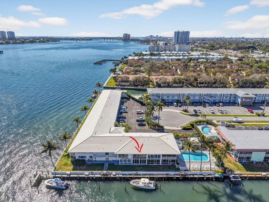 Photo of 100 Lehane Terrace #28, North Palm Beach, FL 33408 (MLS # R11166742)