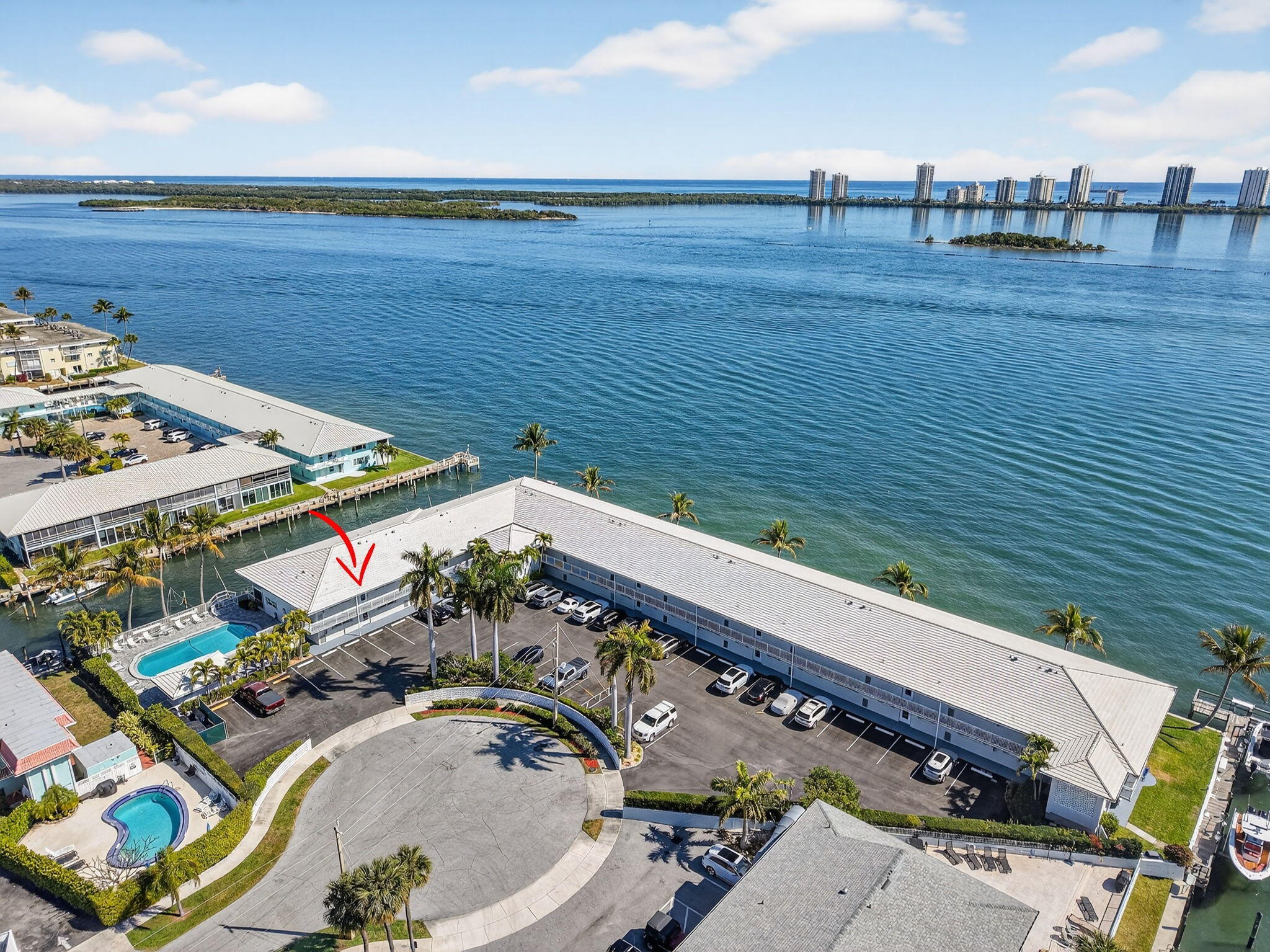 MARINA HARBOUR CONDOMINIUM - Residential