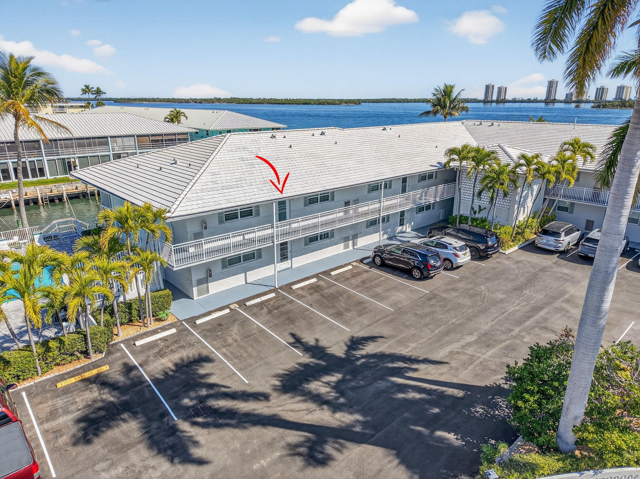 MARINA HARBOUR CONDOMINIUM - Residential